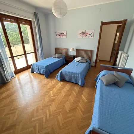 Attico La Terrazza - Marina Di - Ronchi Apartment Massa (Tuscany)