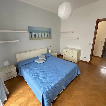 Apartment Attico La Terrazza - Marina Di - Ronchi *